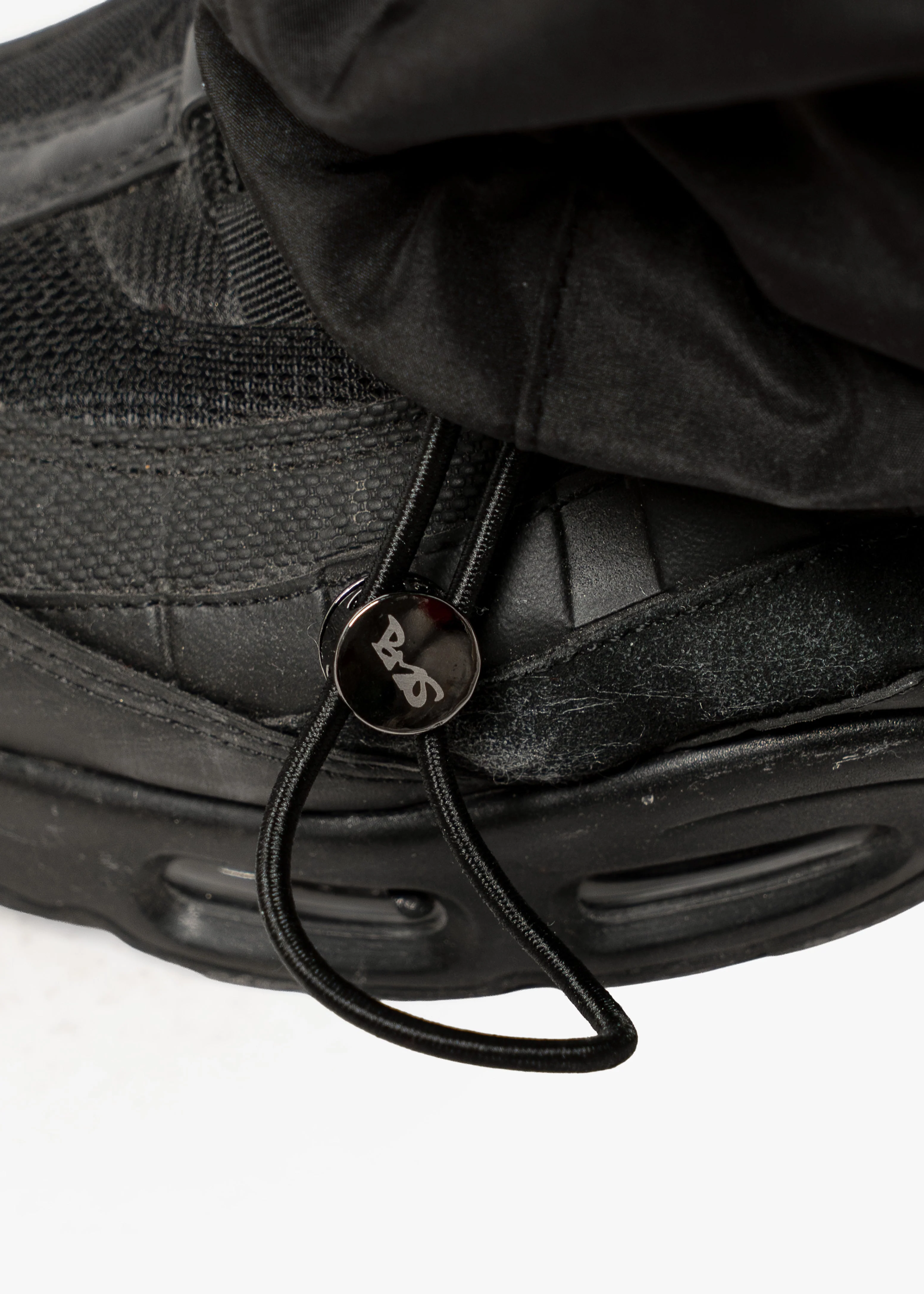BMS BLACK ON BLACK NYLON JOGGER - Image 4