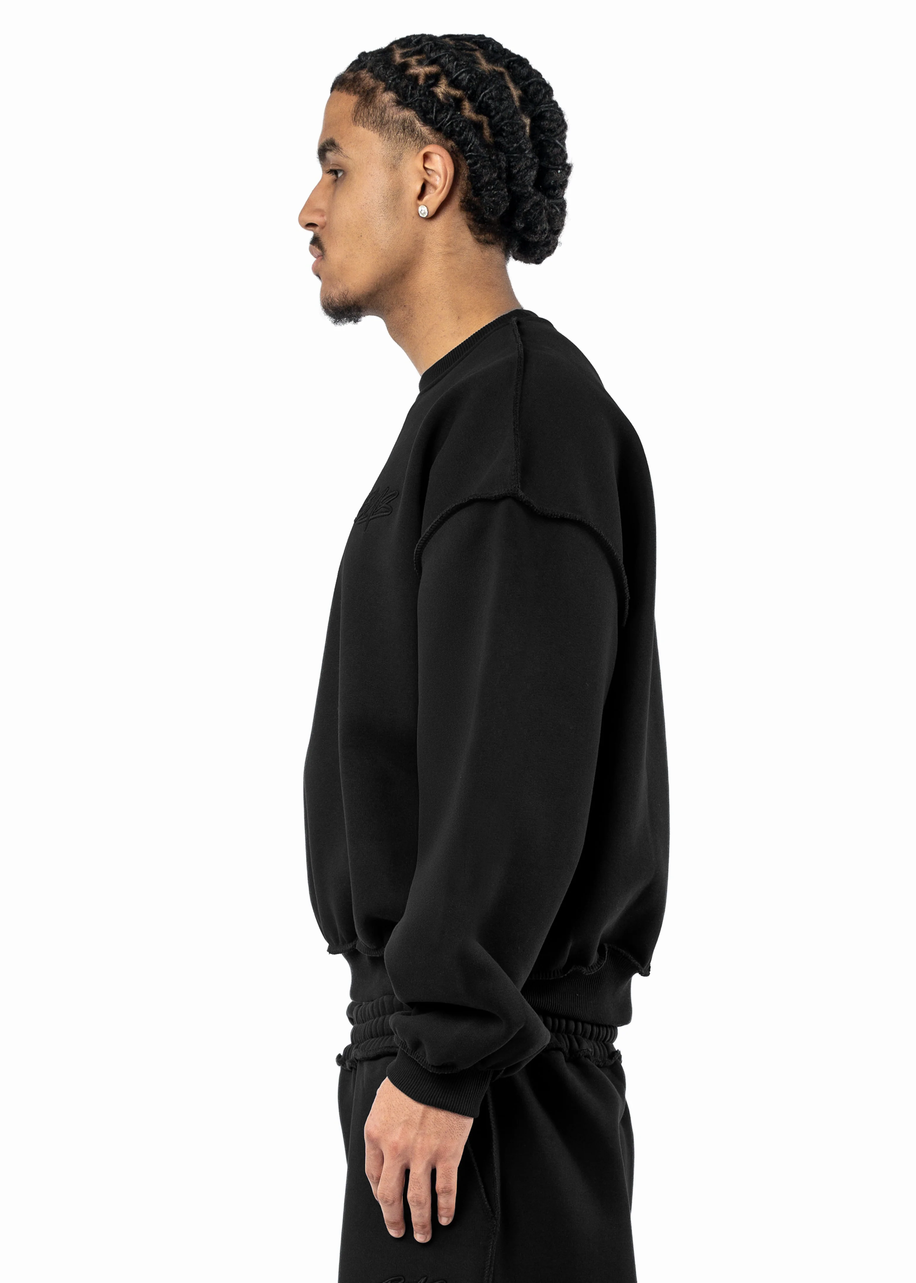 BMS COZY BLACK SWEATER - Image 2