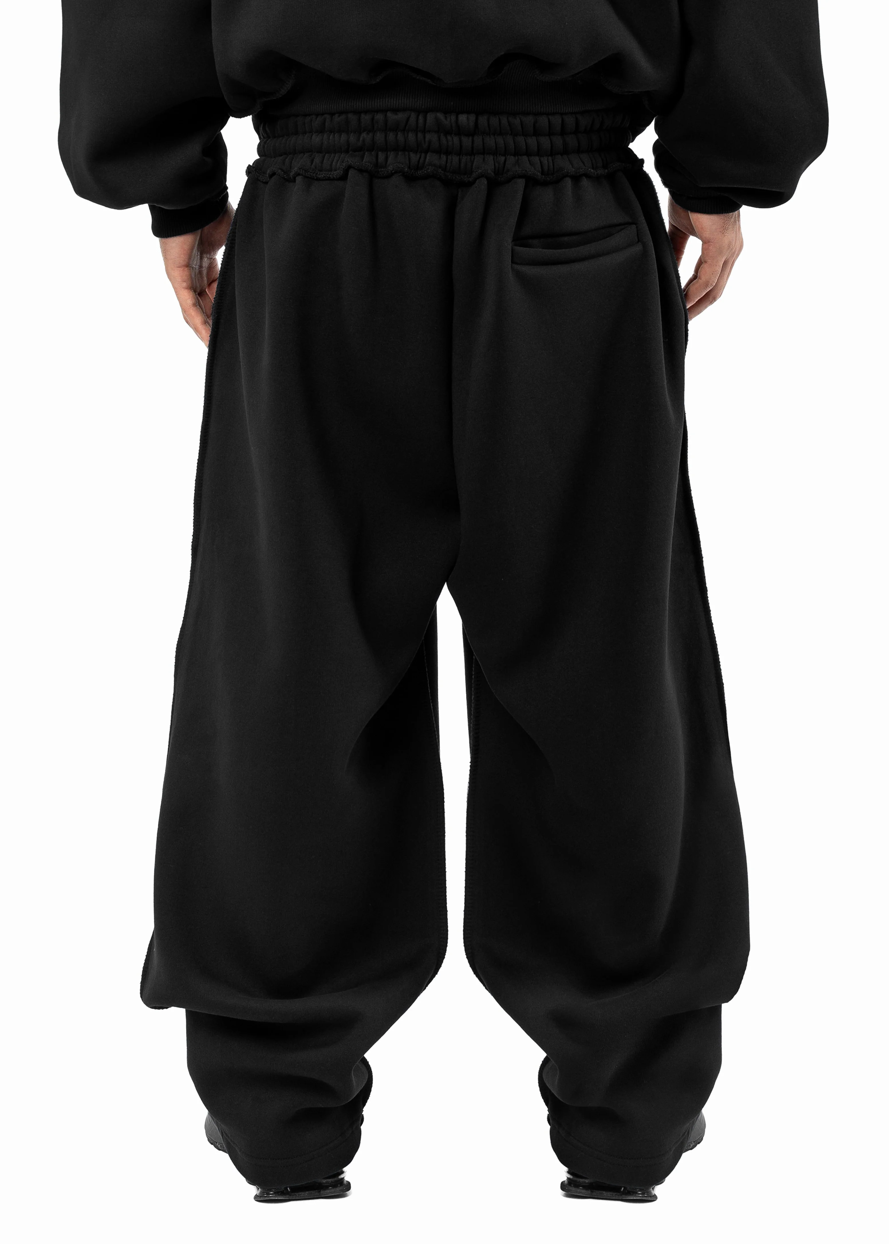 BMS COZY BLACK SWEATPANT - Image 3
