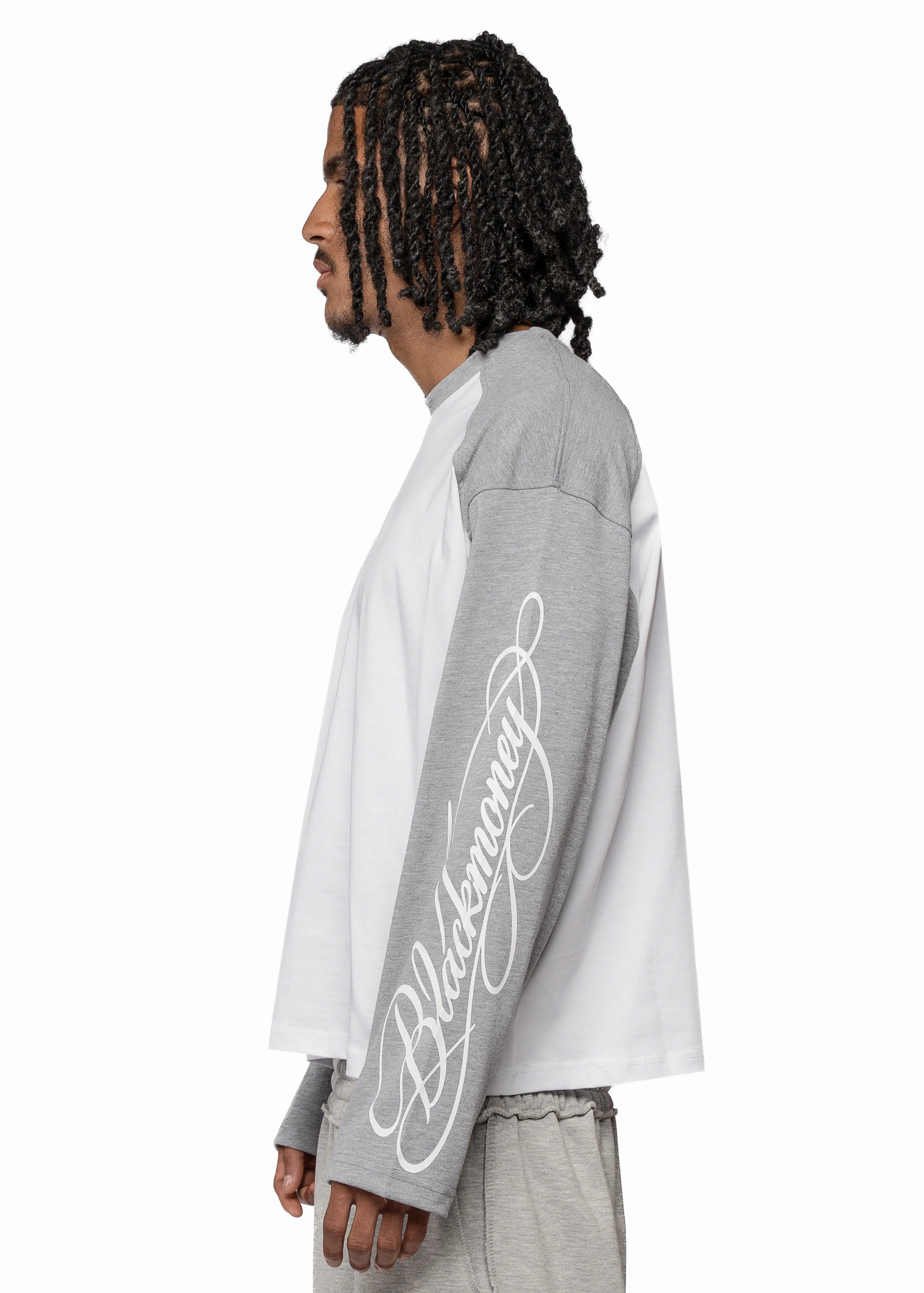 SCRIPT RAGLAN LONGSLEEVE - GREY - Image 2