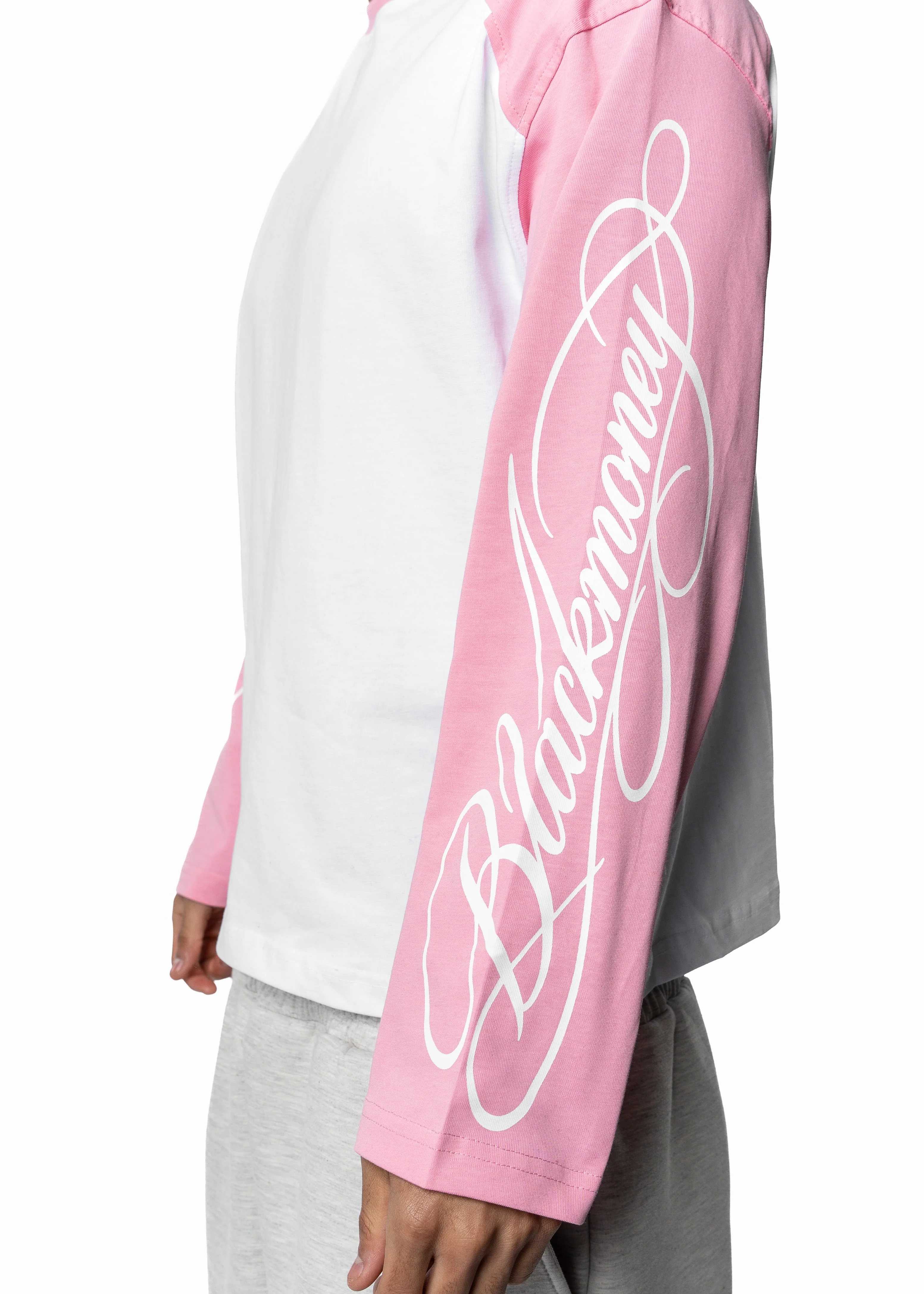 SCRIPT RAGLAN LONGSLEEVE PINK - Image 4